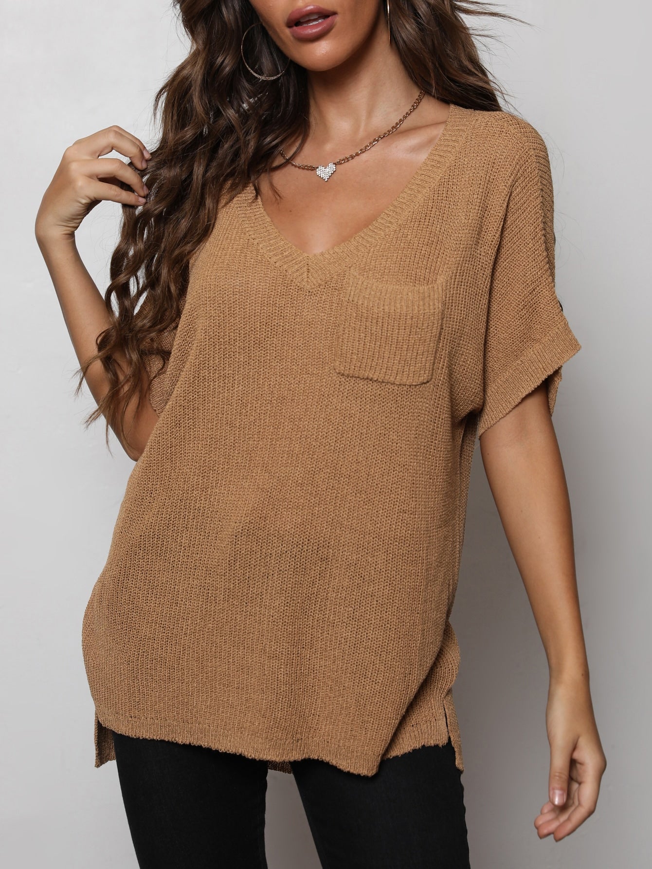 Top - V-Neck Slit High-Low Knit