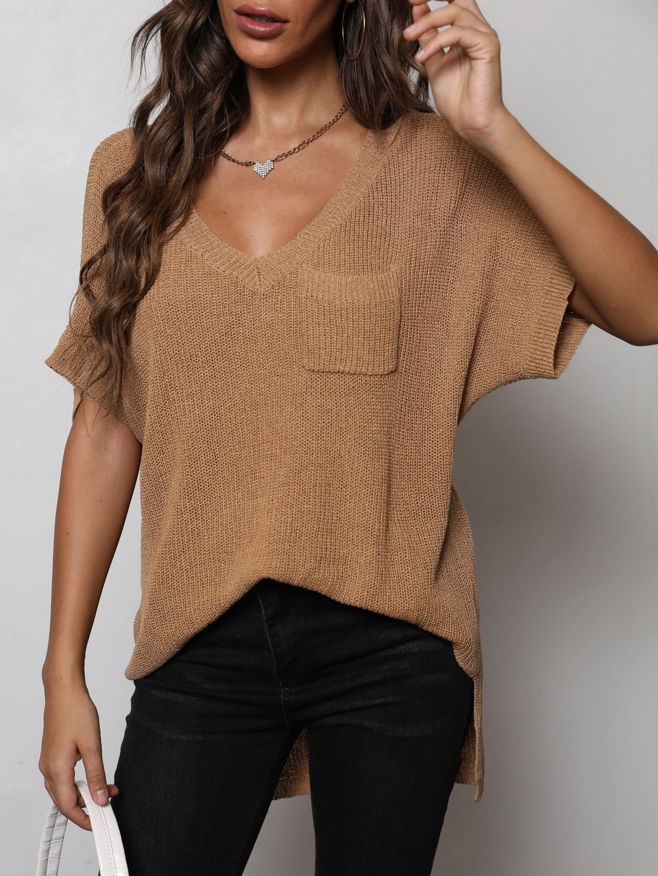 Top - V-Neck Slit High-Low Knit