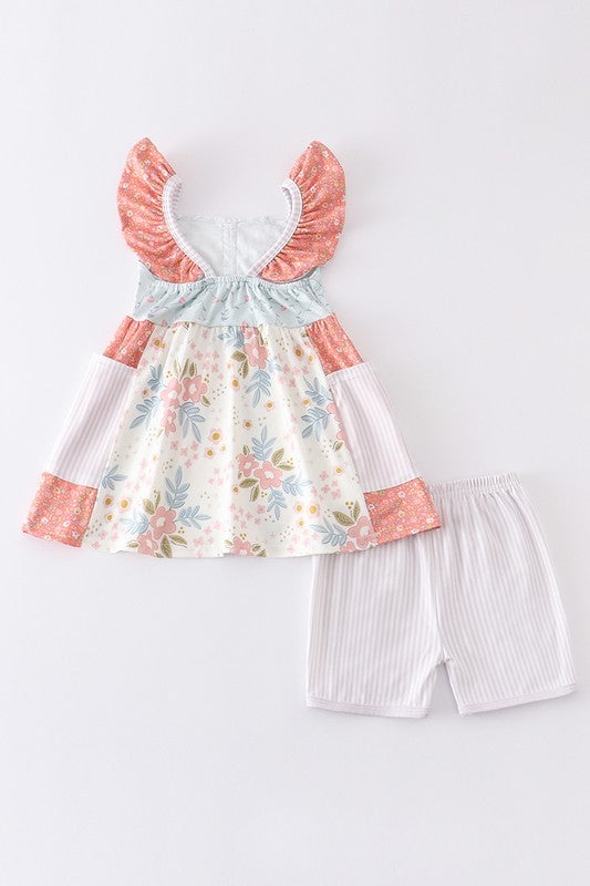 Floral print ruffle buttons girl set