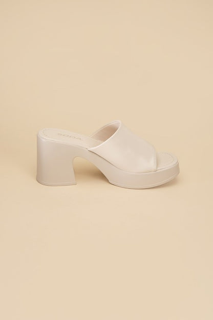 Heels - "Fortune Dynamic" Block Mules