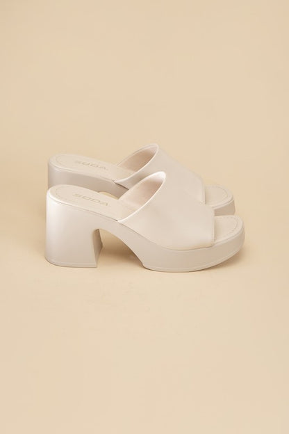 Heels - "Fortune Dynamic" Block Mules